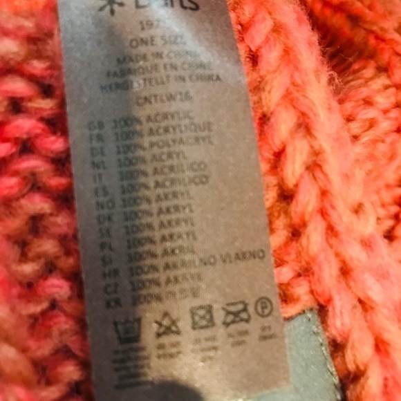 Barts Nwot Massive Infinity Scarf.‎ - Picture 3 of 4